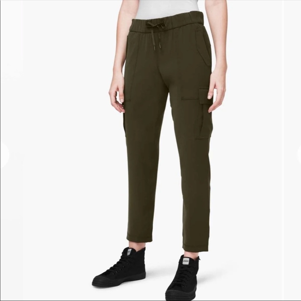 Lululemon Ready Set Cargo Pants size 12